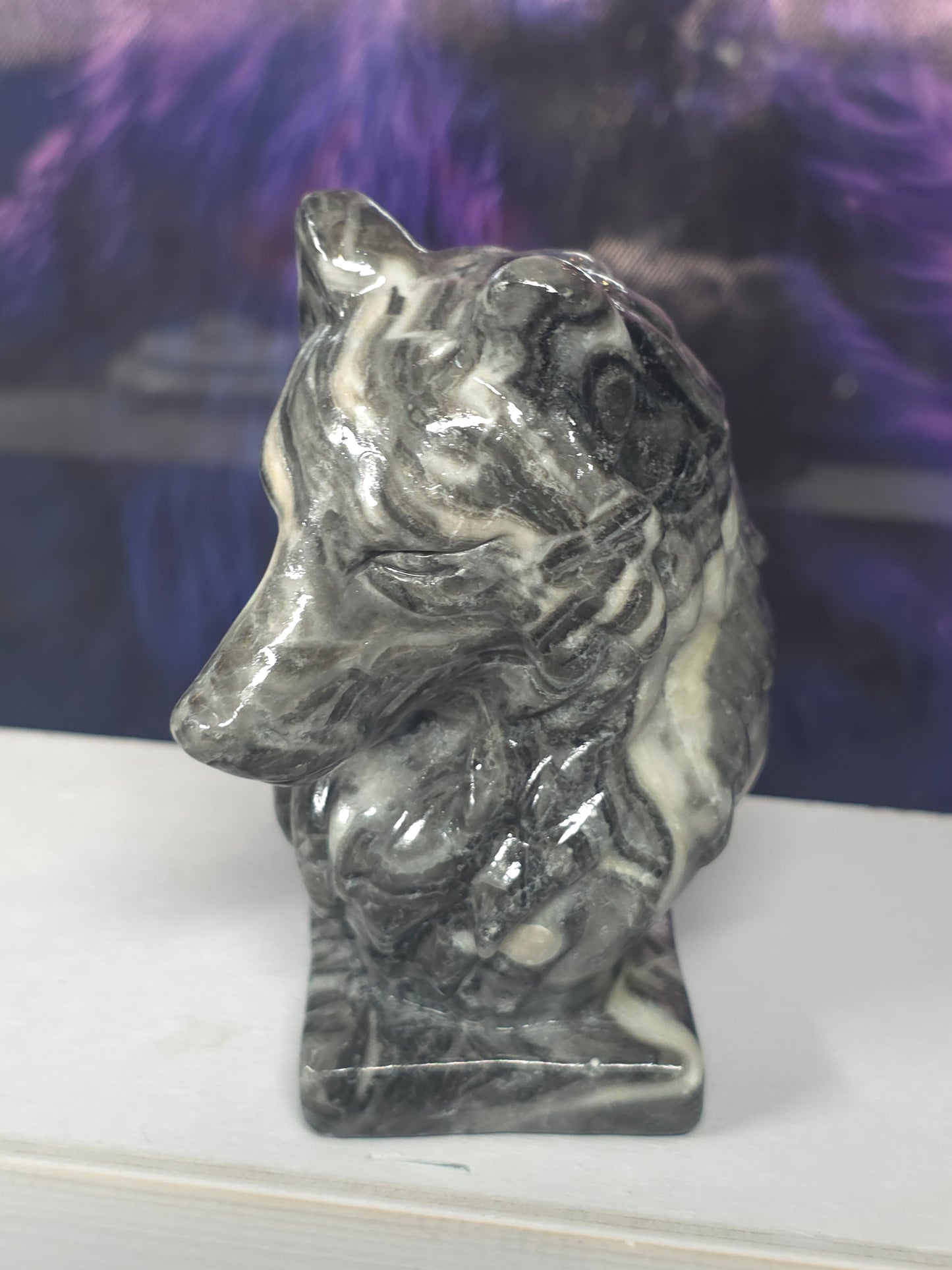 Marlke zebra jasper large wolf bust 598grams