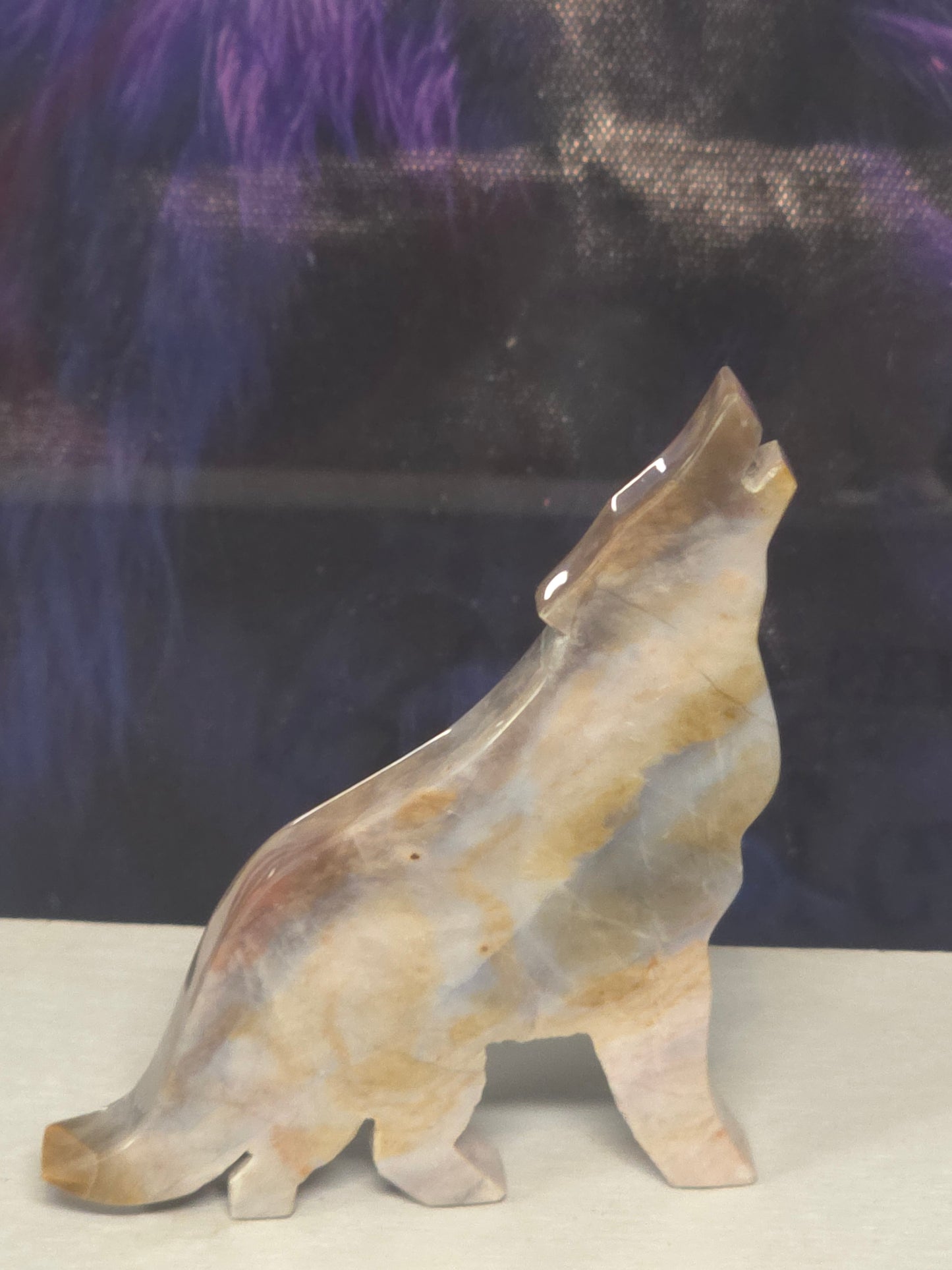Indonesia wolf carving chalcodony