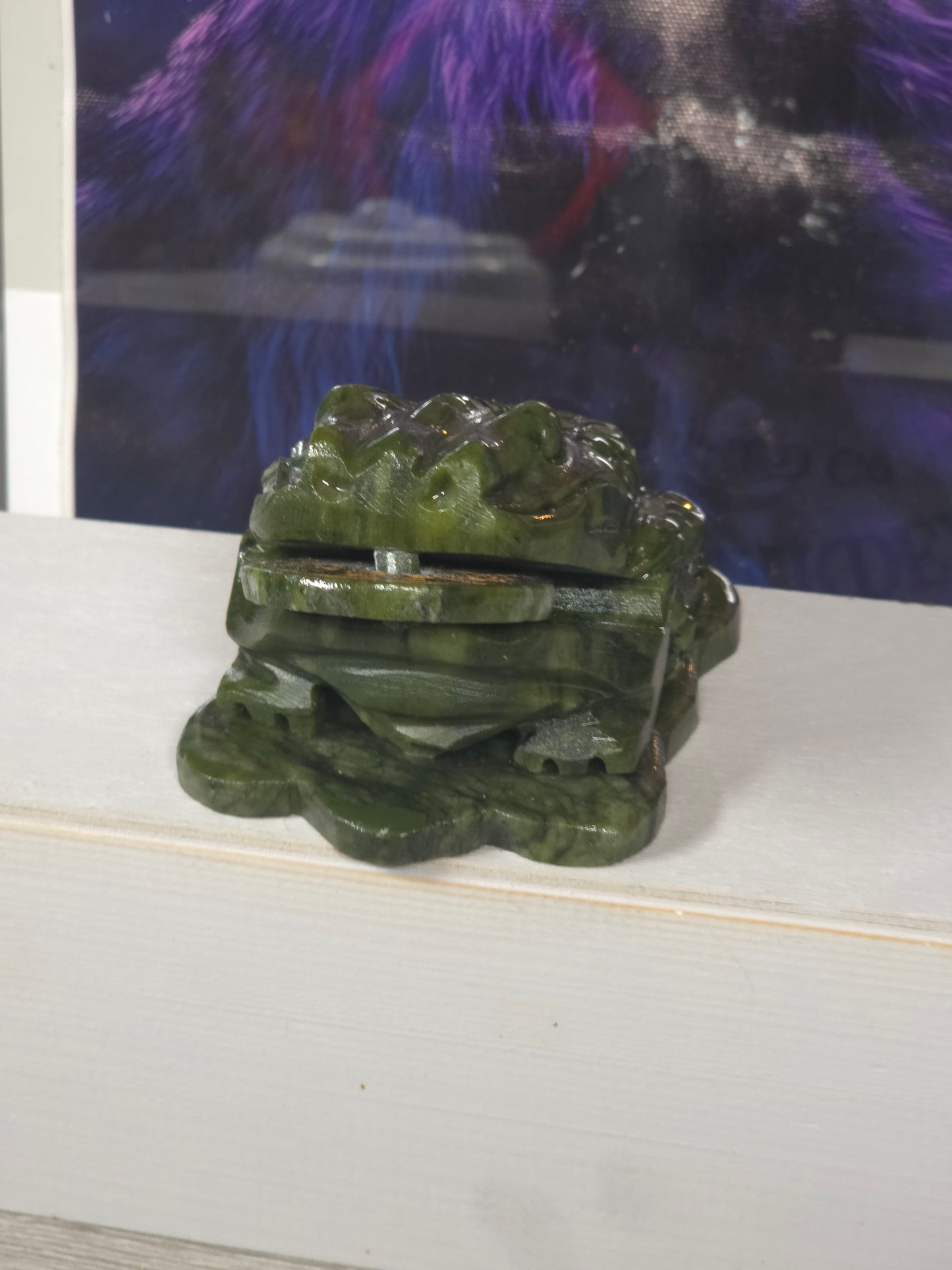 Green money toad Chinese good luck with spinning coin