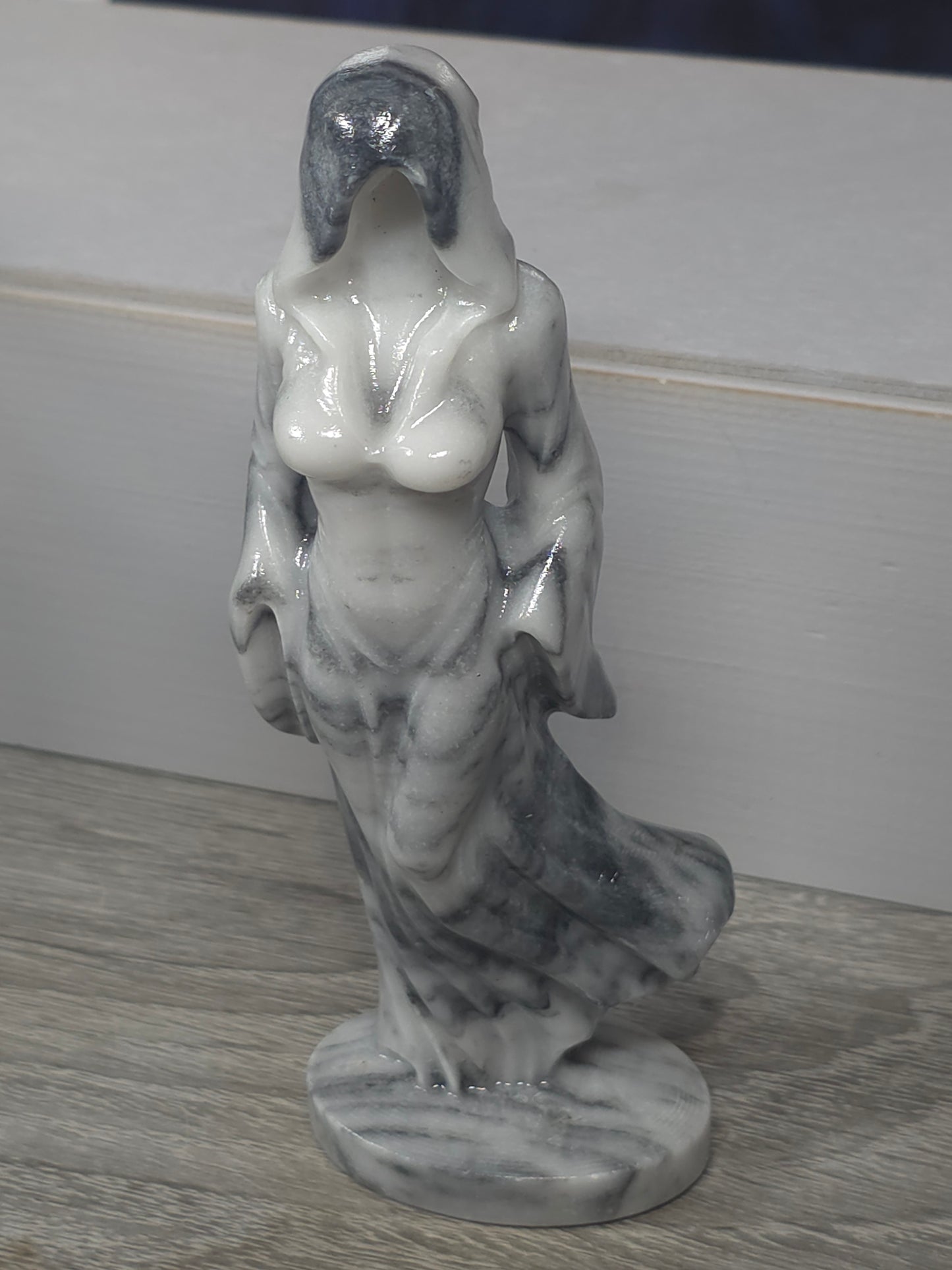 ghost lady elegance thai jai no 1