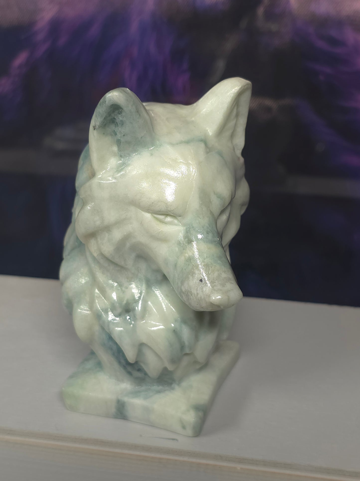 Carabean calcite large wolf bust 698gramsb