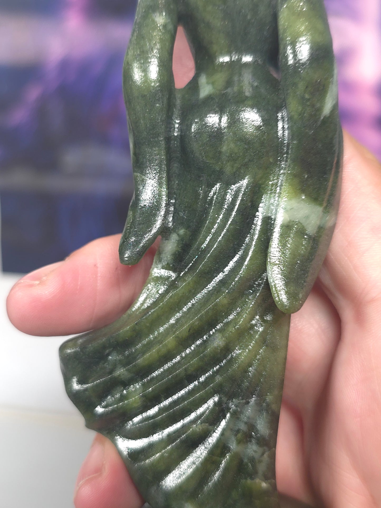 Serpentine jade ghost lady elegance